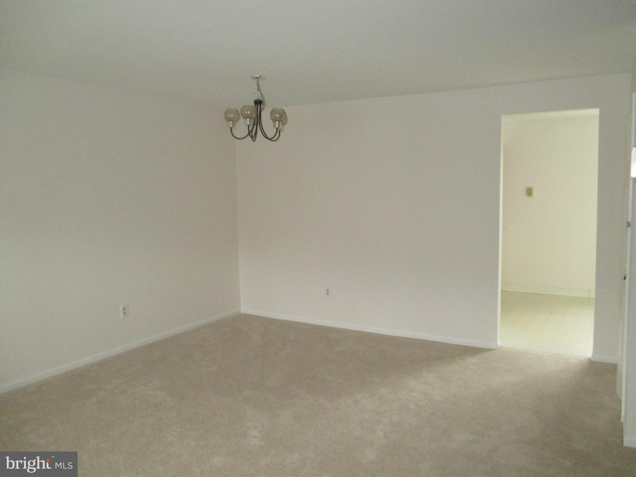 ROYAL COURT - Residential Lease