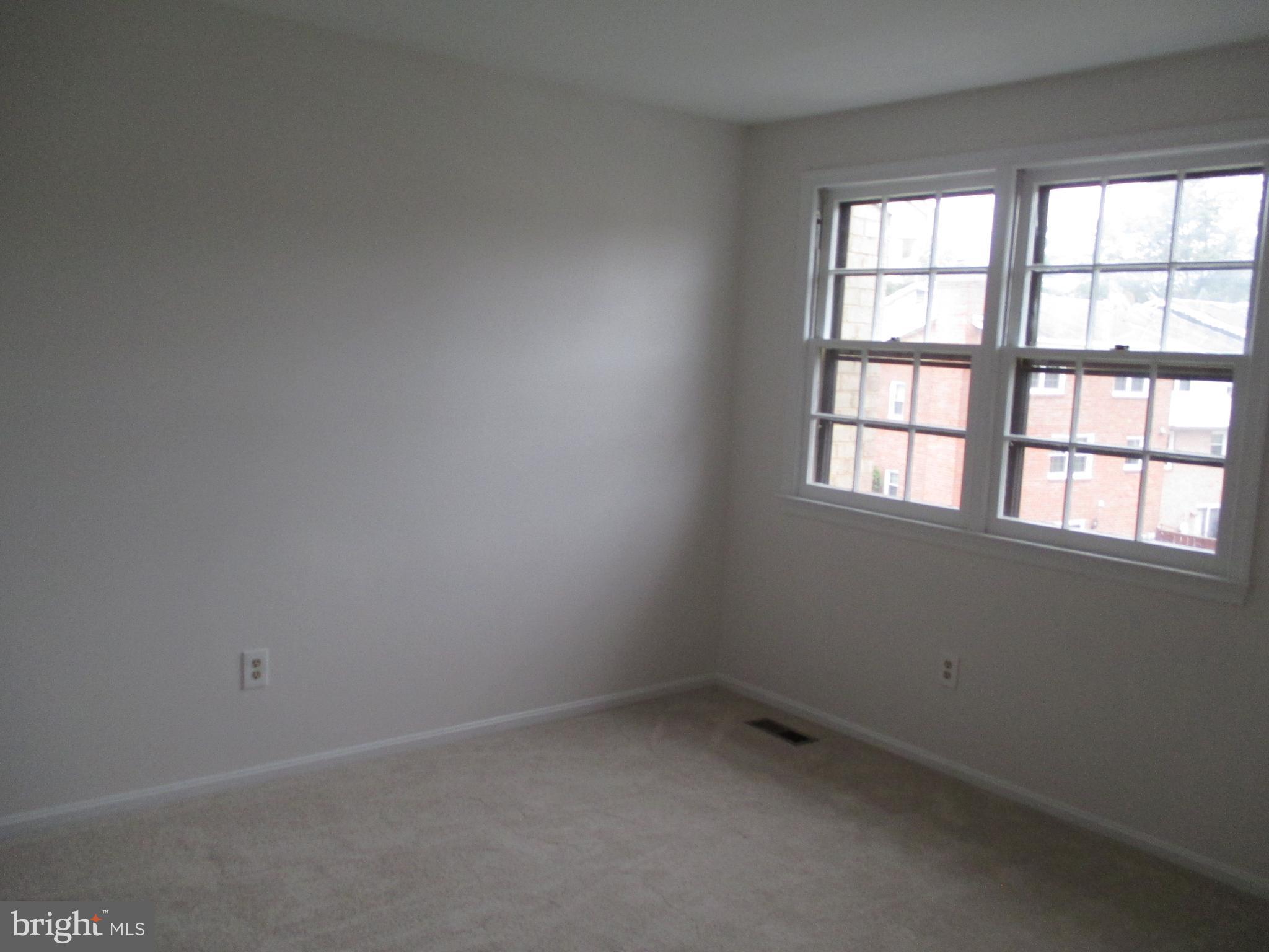 ROYAL COURT - Residential Lease