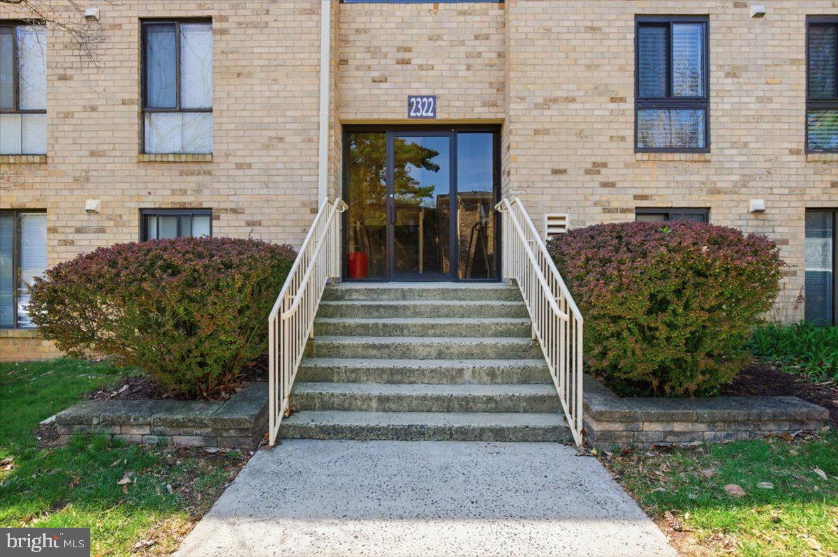 GLENVALE CONDO - Residential