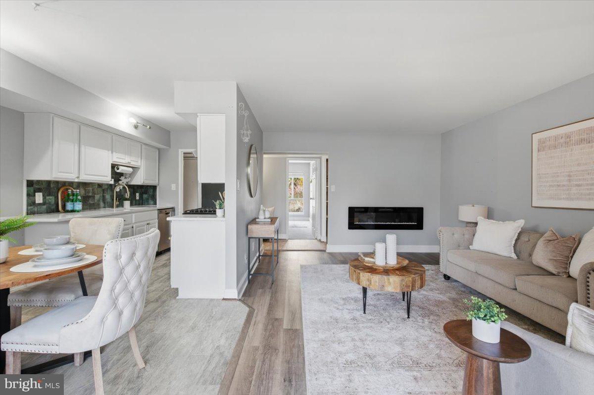 GLENVALE CONDO - Residential