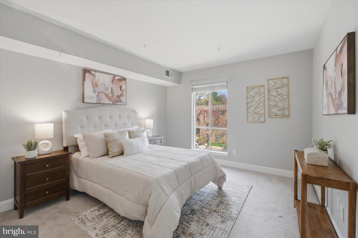 GLENVALE CONDO - Residential