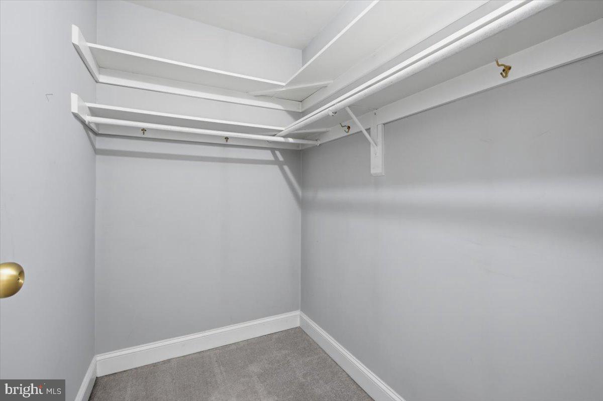 GLENVALE CONDO - Residential