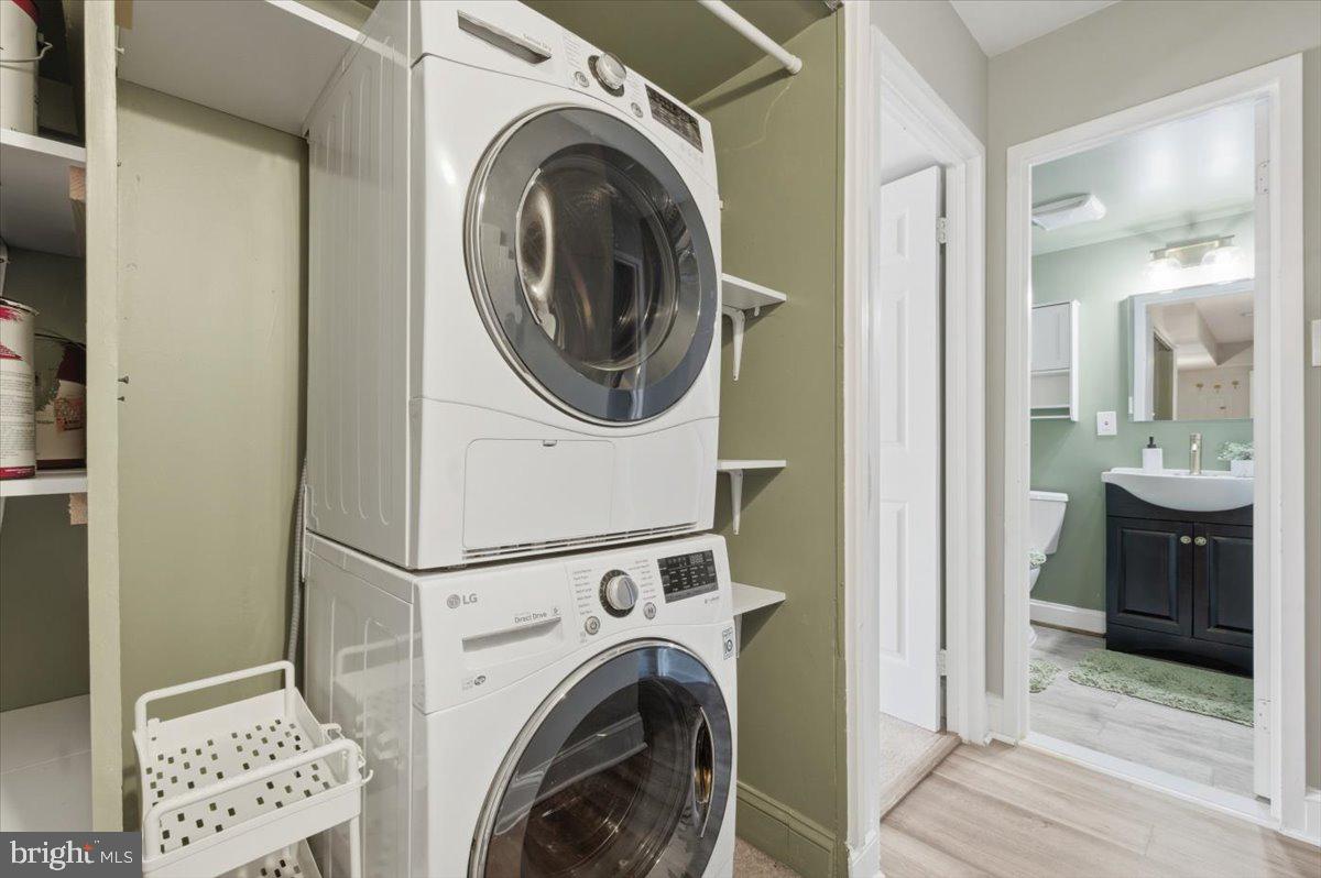 GLENVALE CONDO - Residential