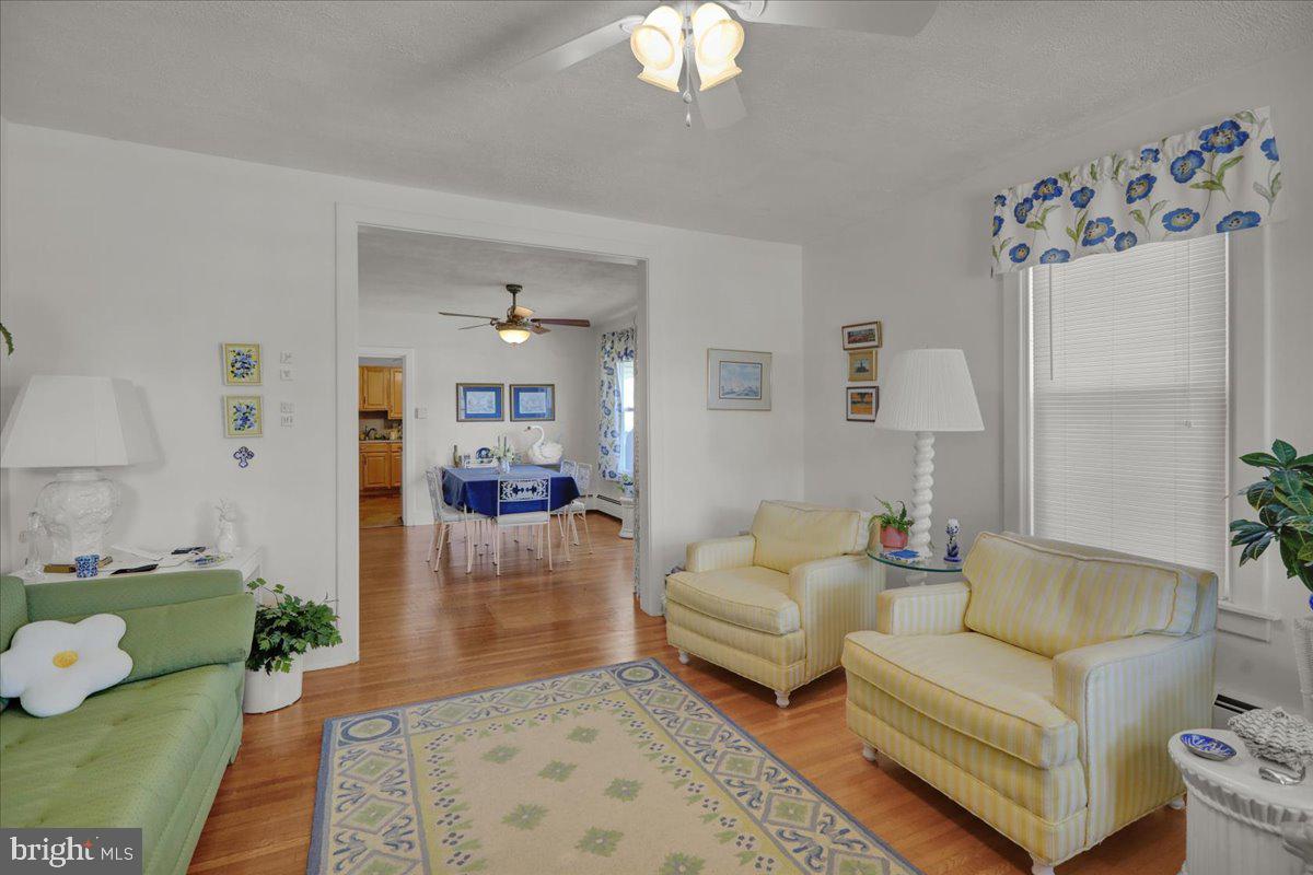 1405 ELM STREET