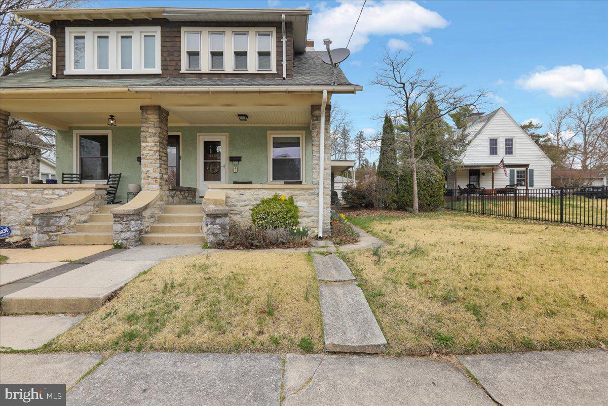 1405 ELM STREET