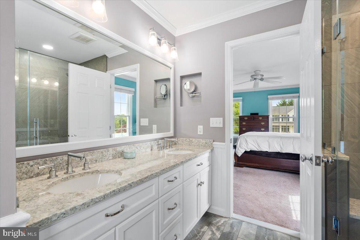 FOXFIELD AT MIDDLETOWN - Residential