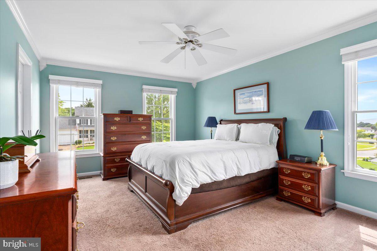 FOXFIELD AT MIDDLETOWN - Residential