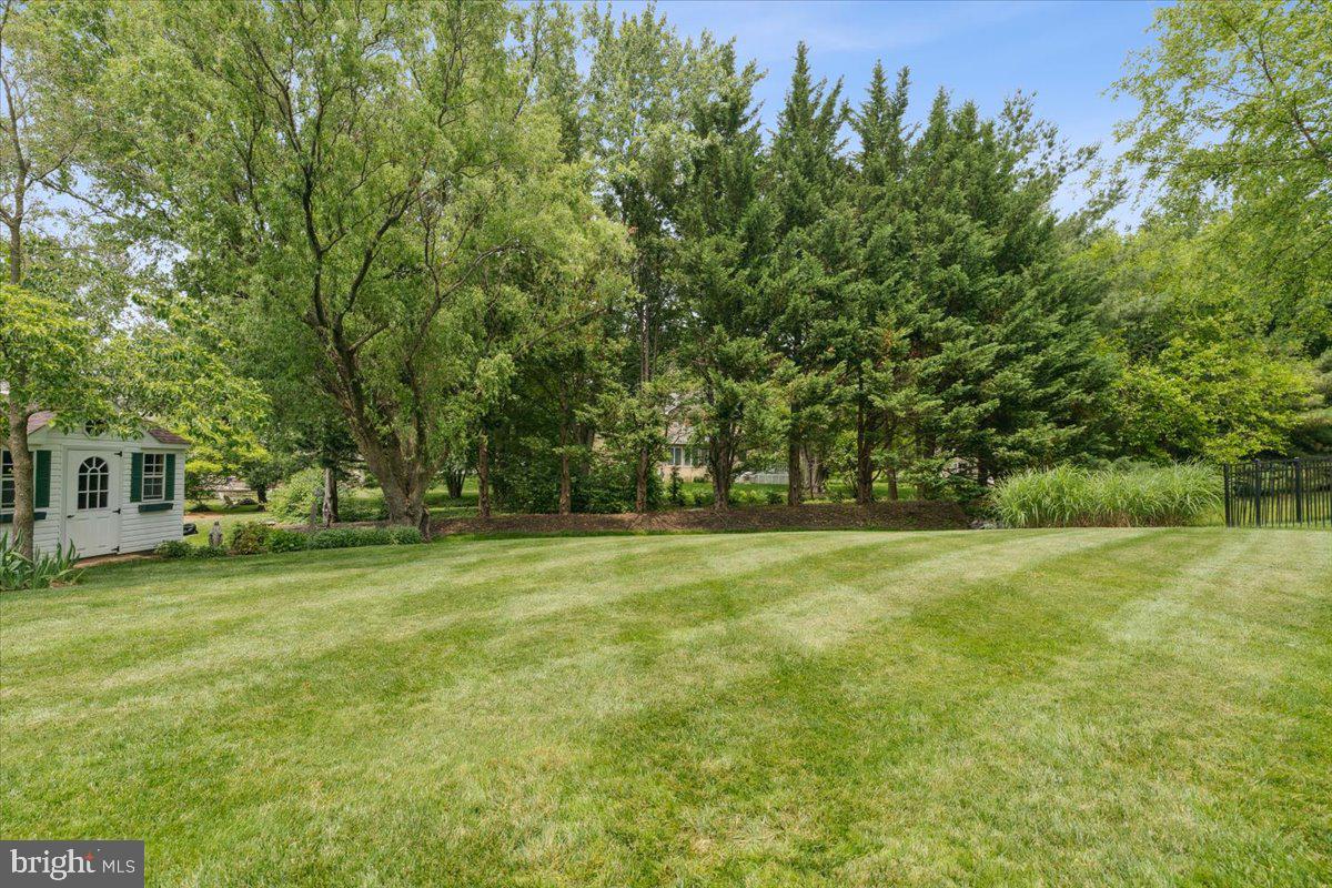 FOXFIELD AT MIDDLETOWN - Residential