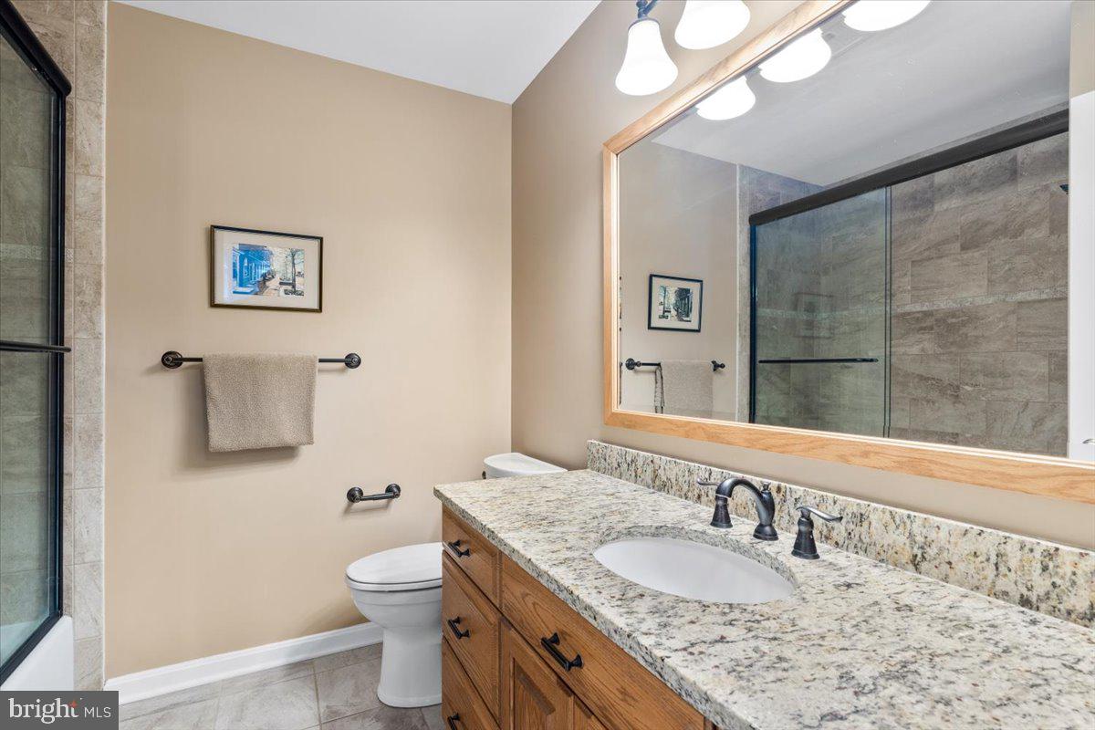 FOXFIELD AT MIDDLETOWN - Residential