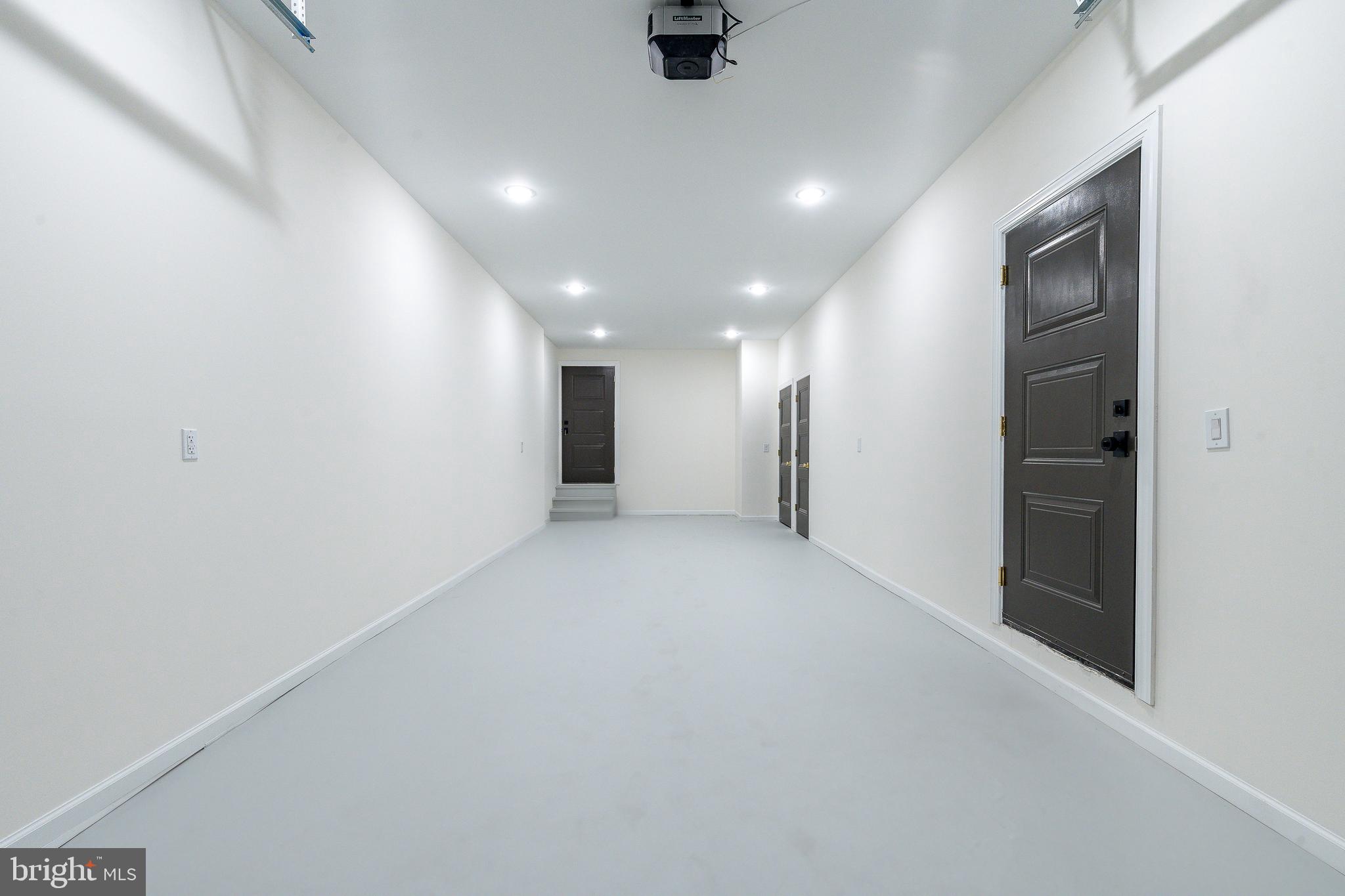 PASSYUNK SQUARE - Residential