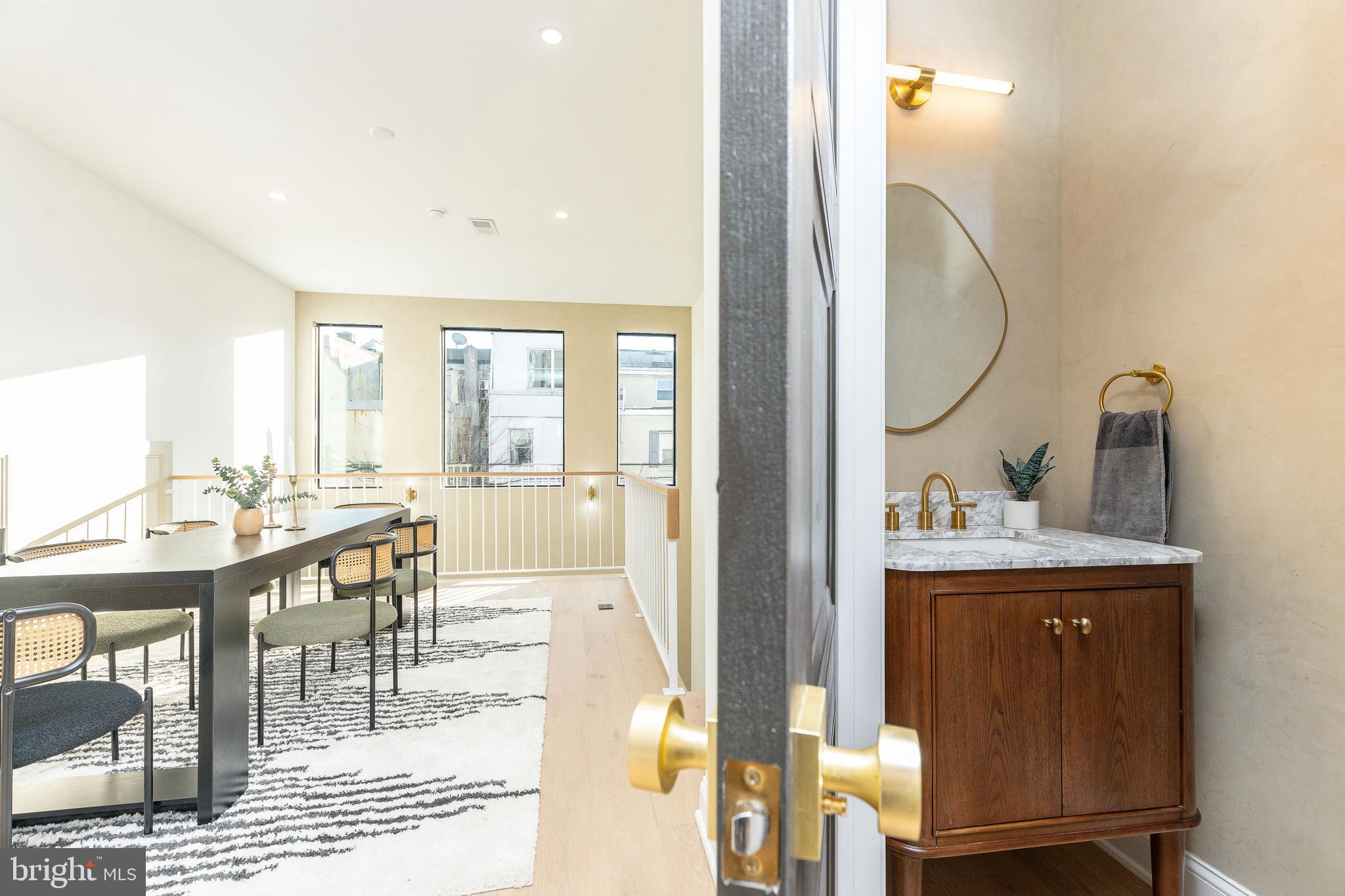 PASSYUNK SQUARE - Residential