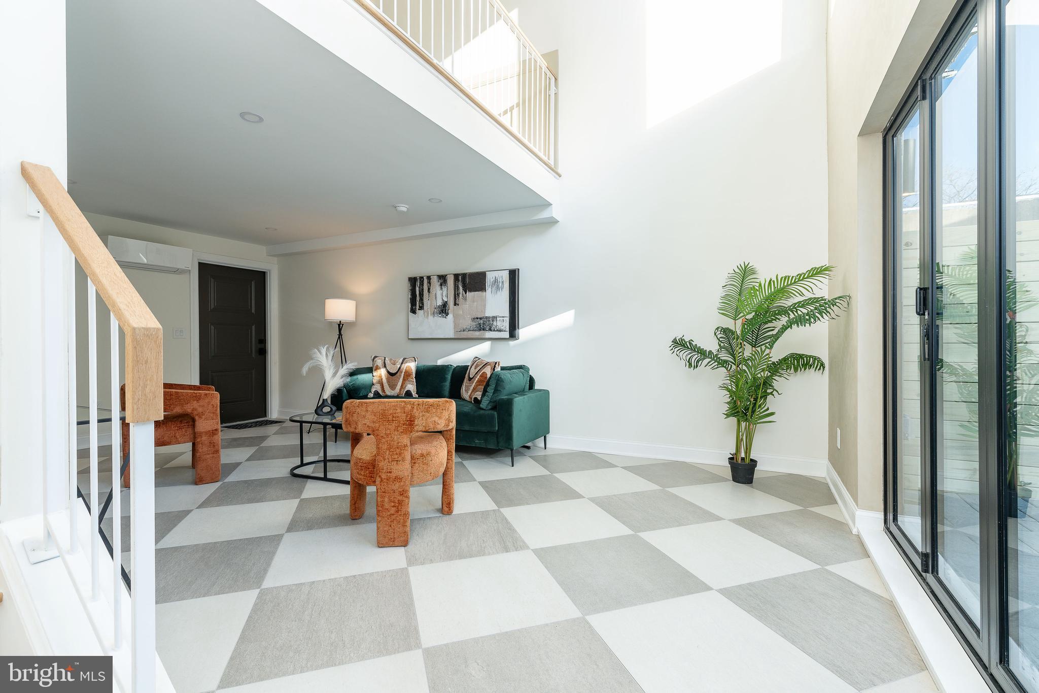 PASSYUNK SQUARE - Residential