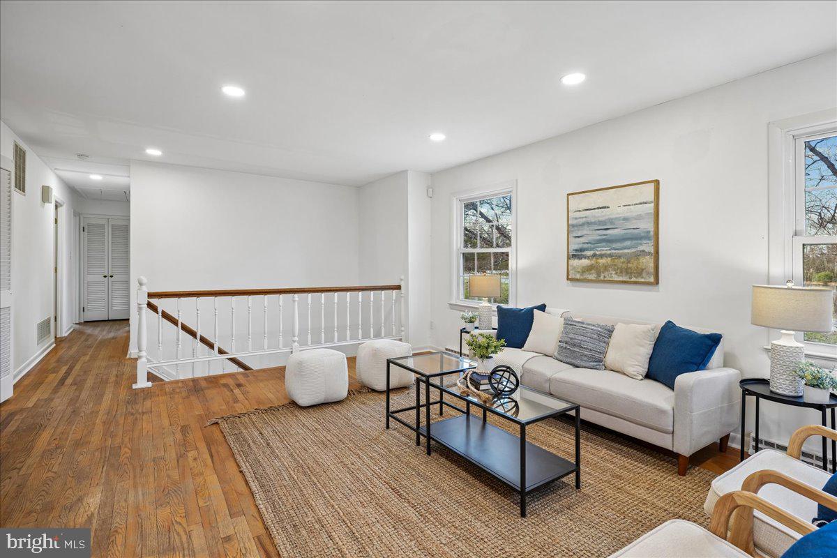 WALNUT HILLS LA PLATA - Residential