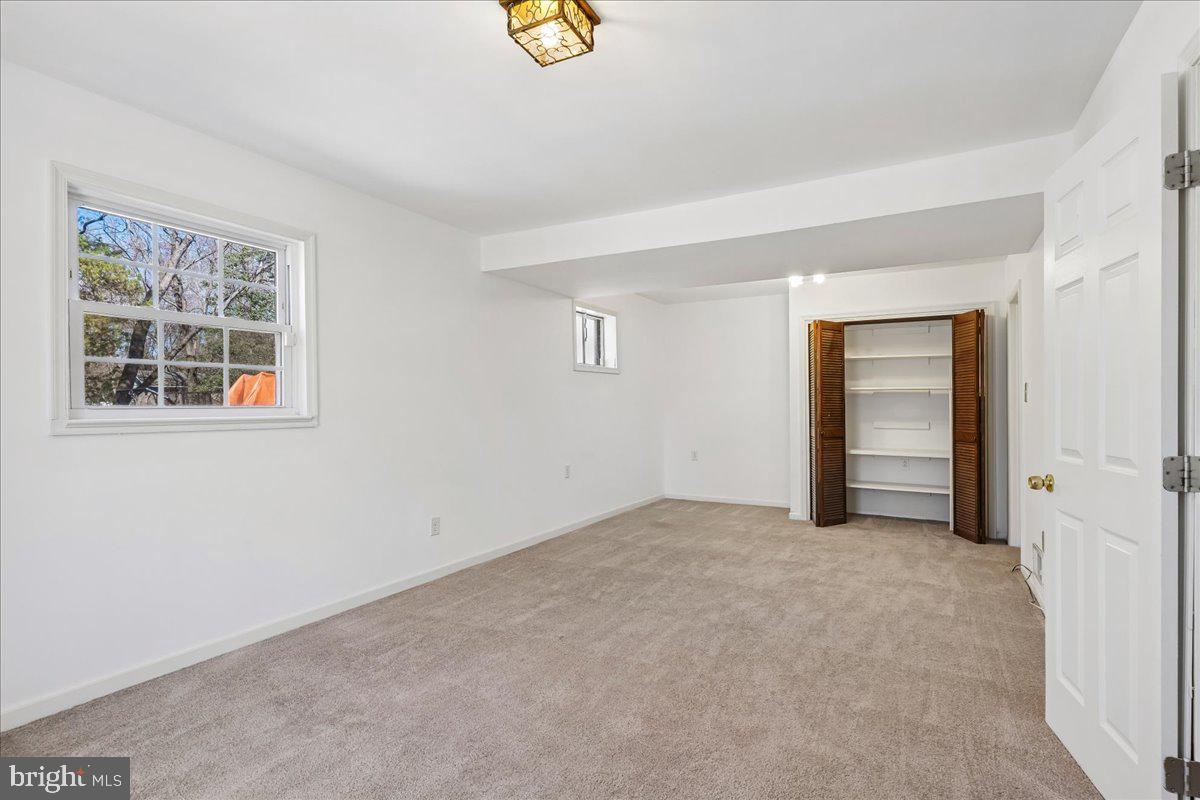 WALNUT HILLS LA PLATA - Residential