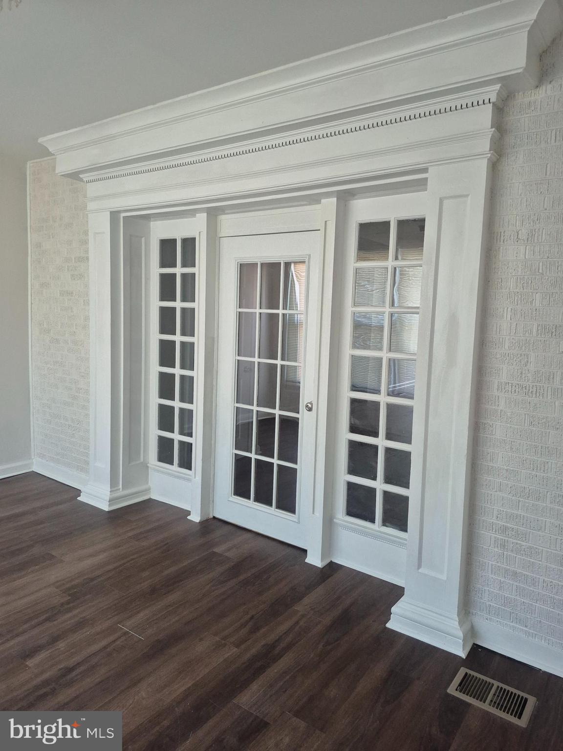 OVERBROOK - Residential