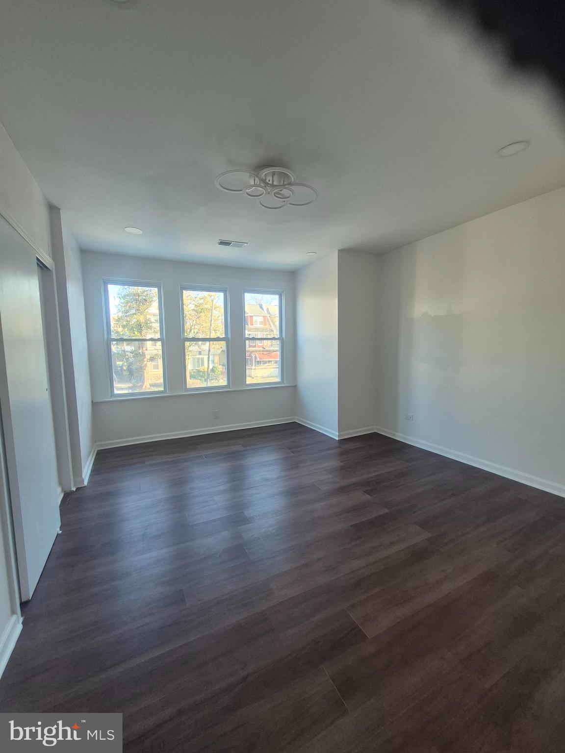 OVERBROOK - Residential