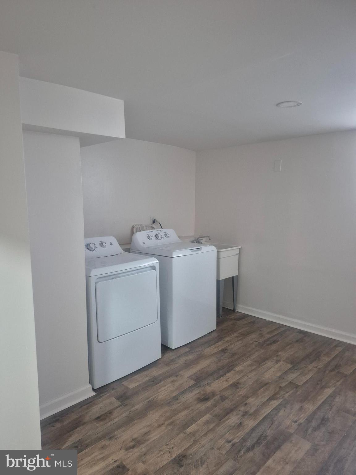 OVERBROOK - Residential