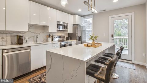 1414 PENNSYLVANIA AVENUE 1416 SE WASHINGTON DC 20003