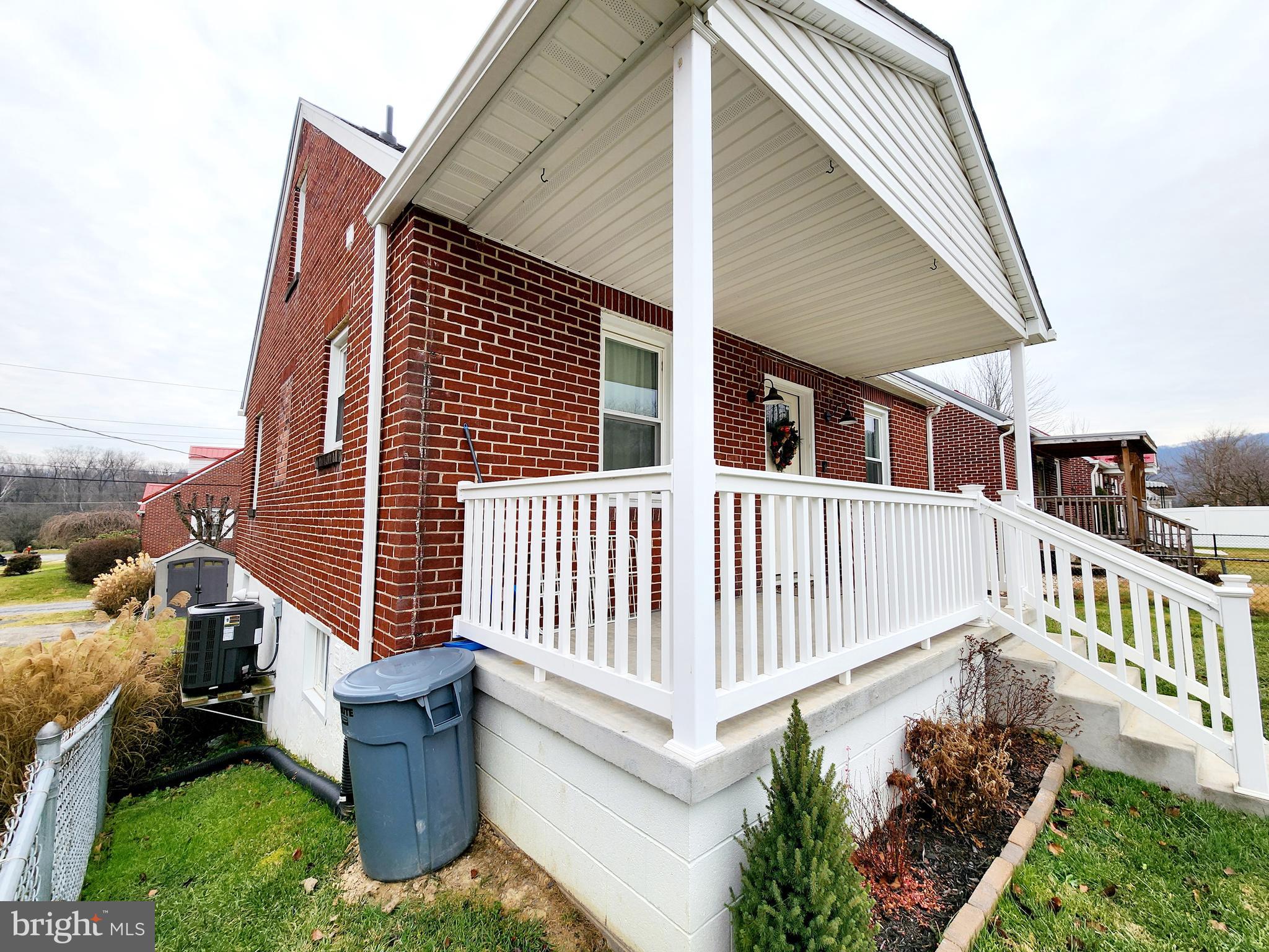 BOWLING GREEN - Residential