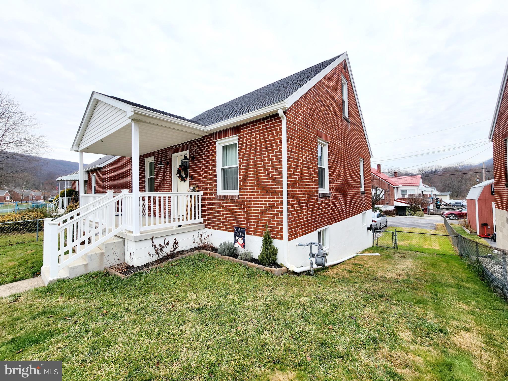 BOWLING GREEN - Residential