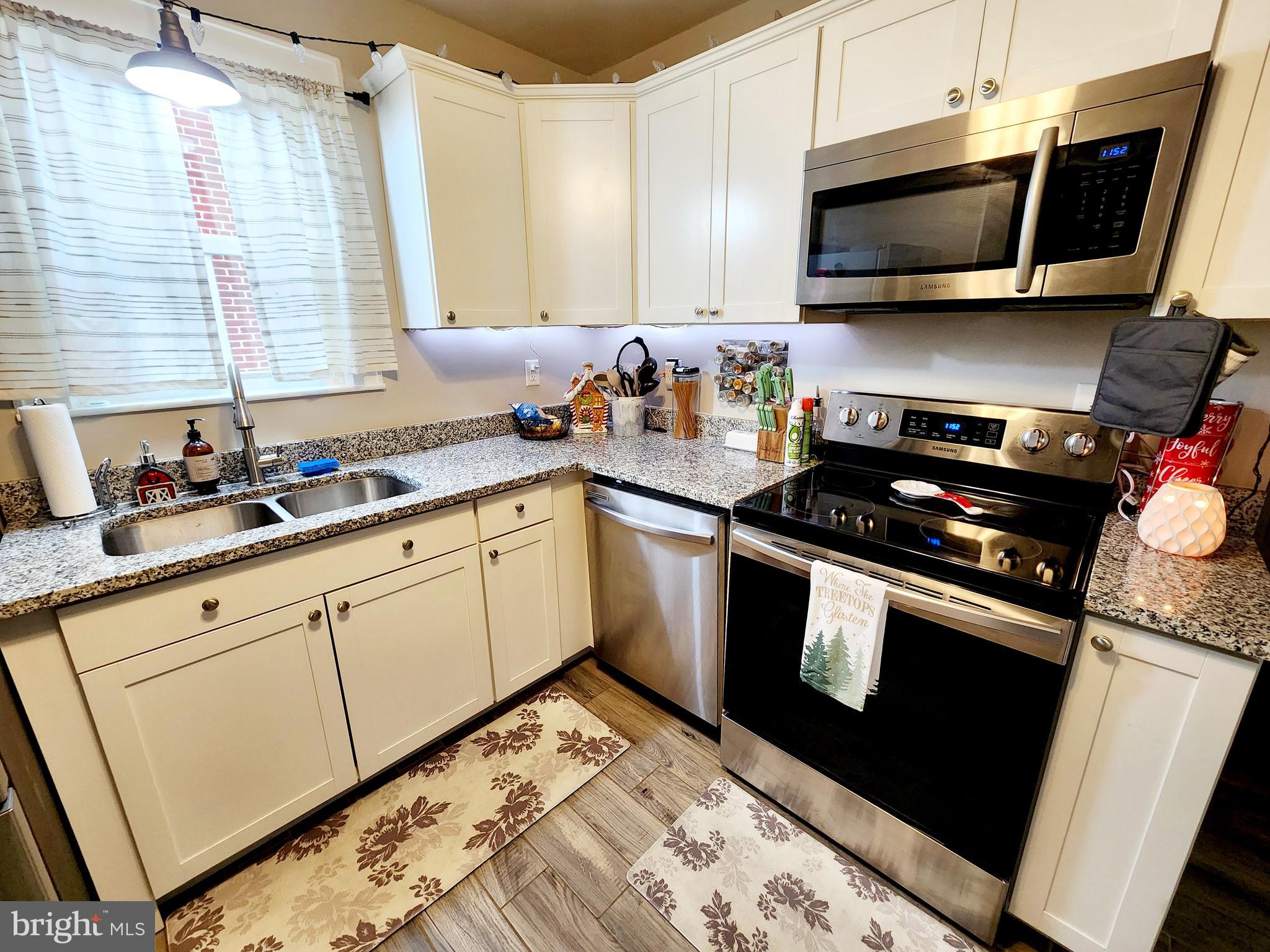 BOWLING GREEN - Residential