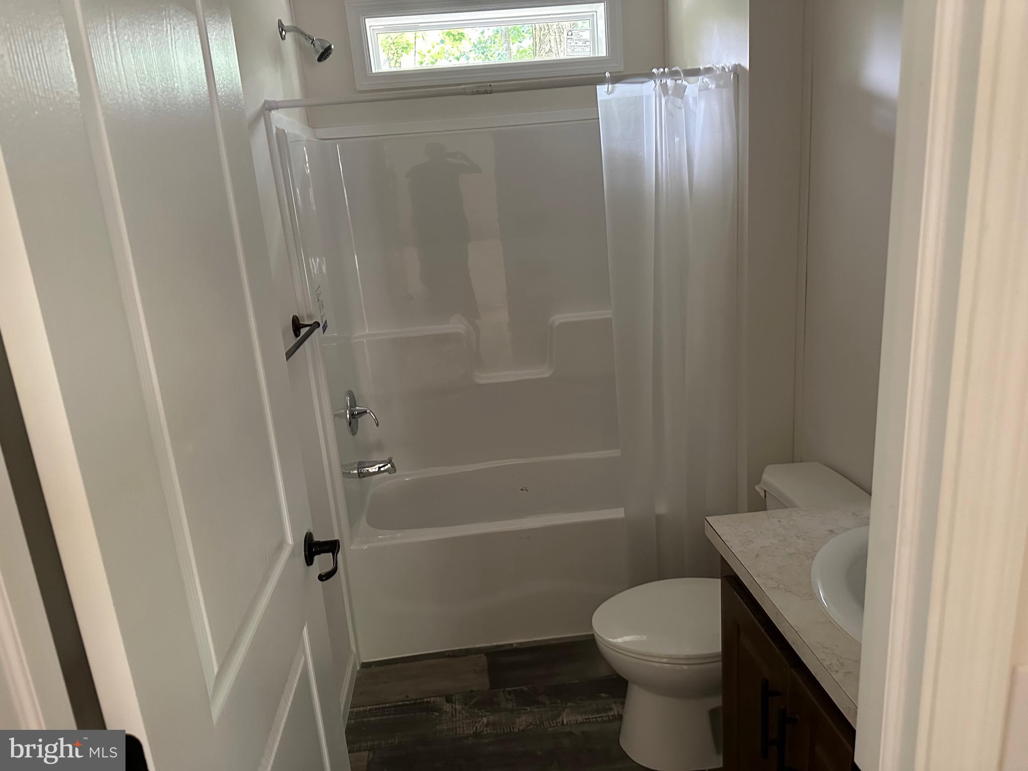 MELODYLAKESCNTRYCLUB - Residential