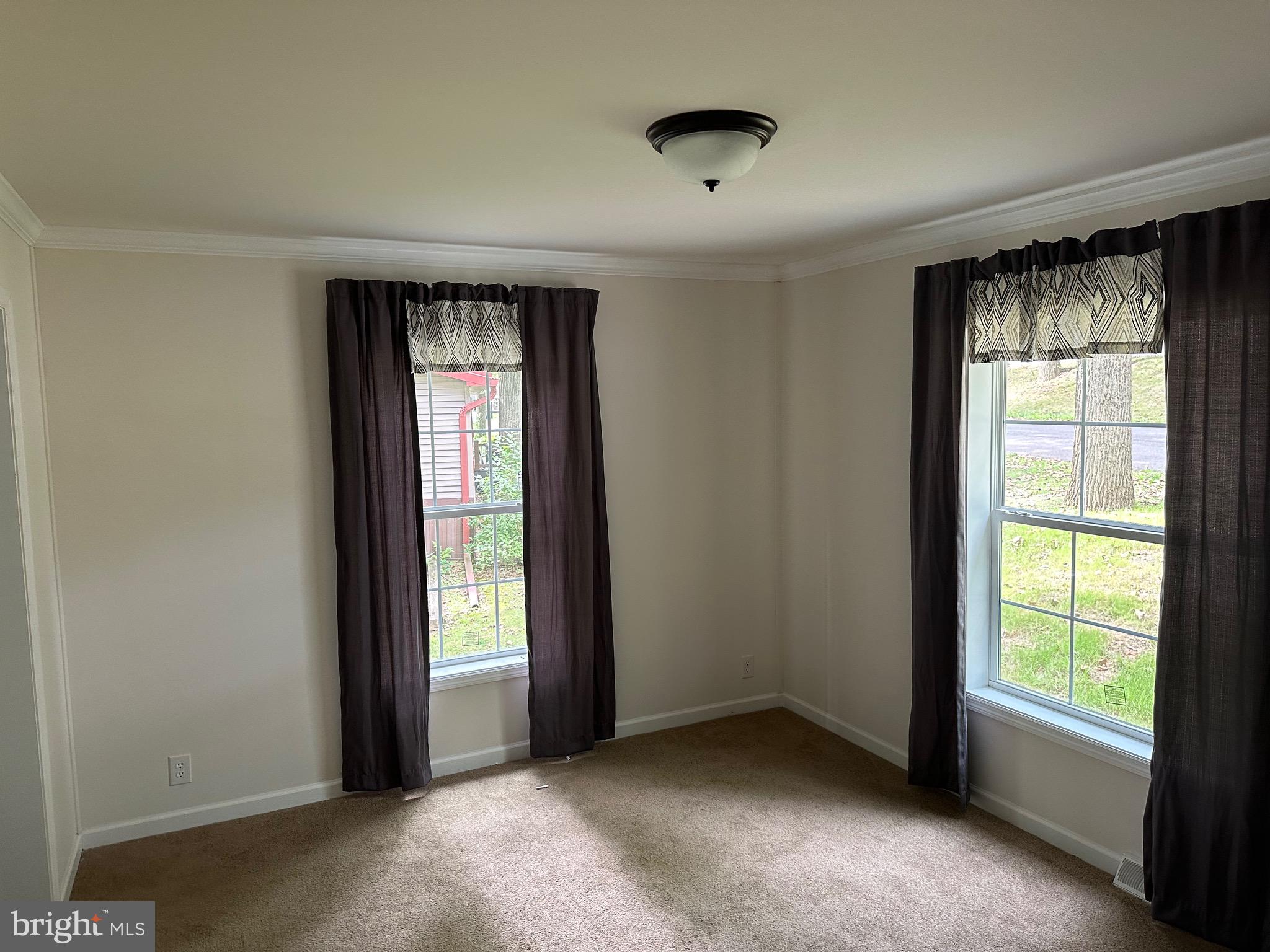 MELODYLAKESCNTRYCLUB - Residential