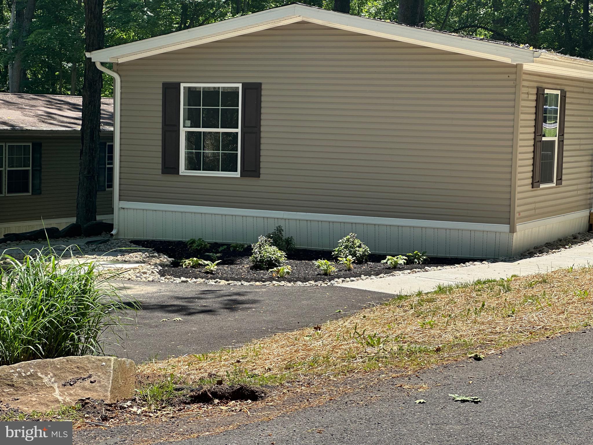 MELODYLAKESCNTRYCLUB - Residential