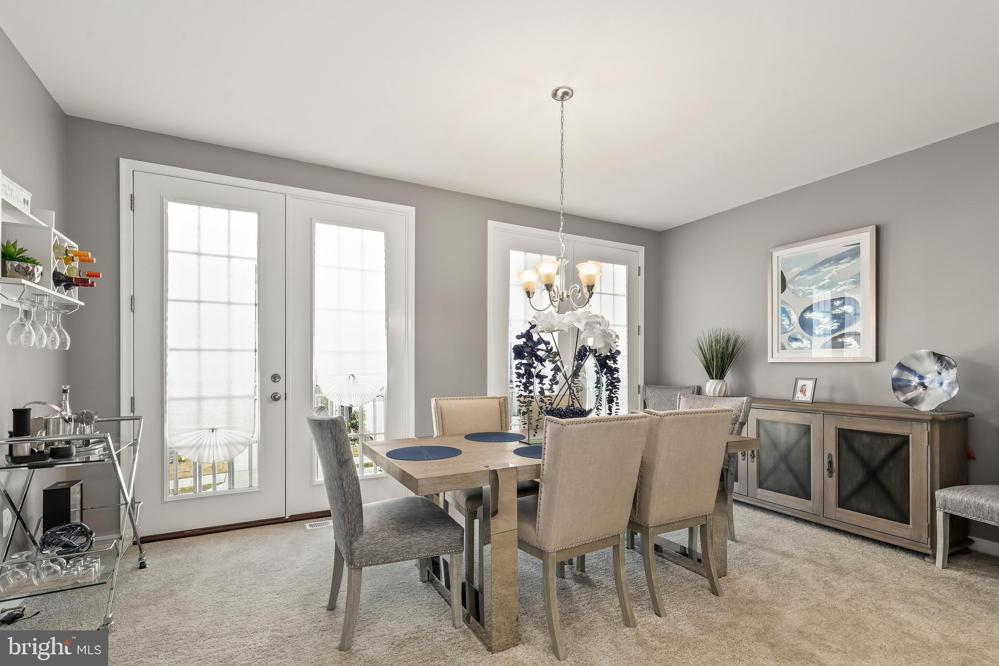 COURTYARDS AT COLONIAL FORGE - Residential