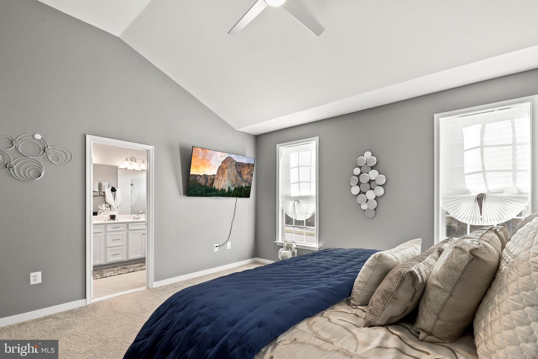 COURTYARDS AT COLONIAL FORGE - Residential