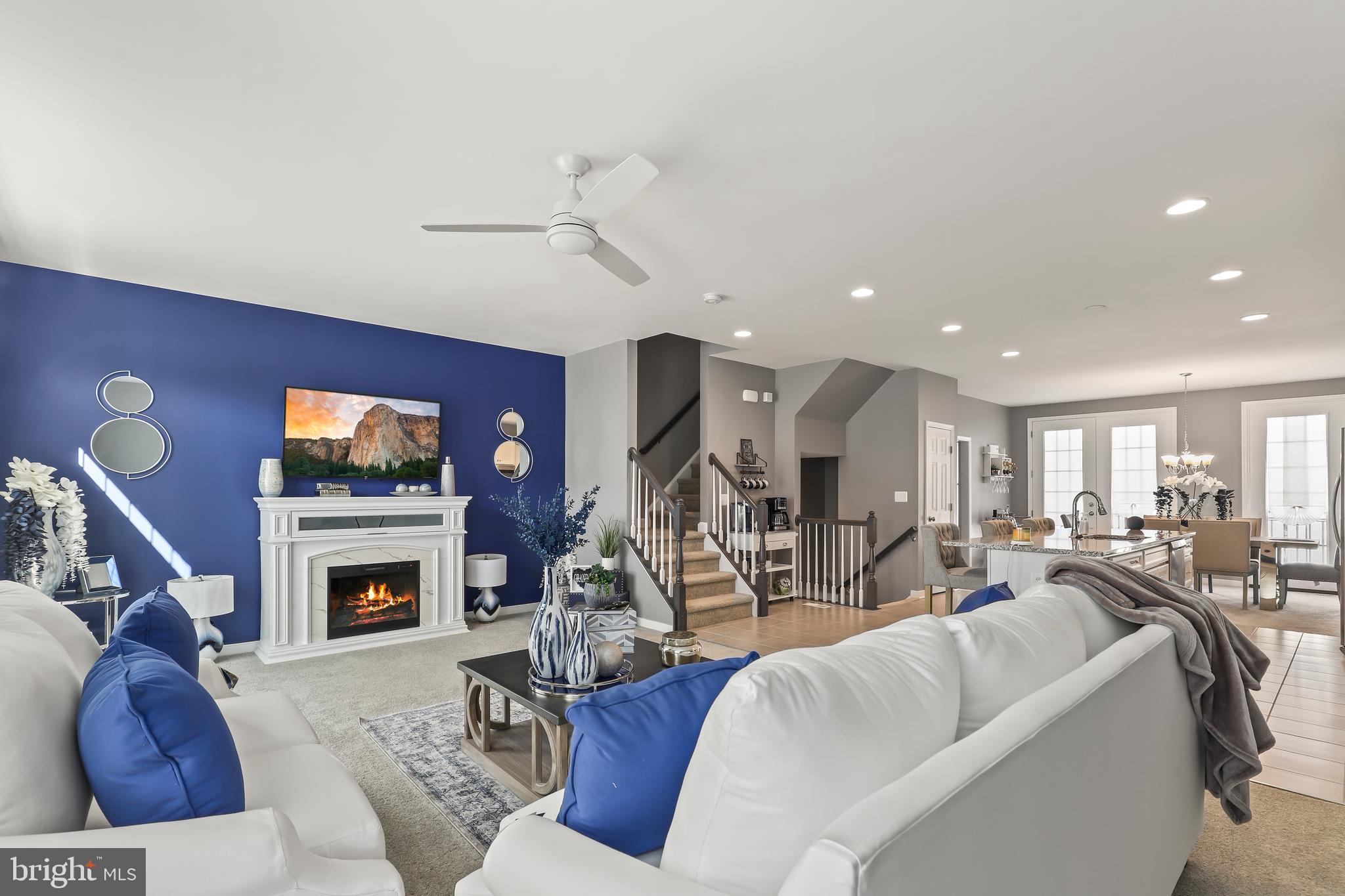 COURTYARDS AT COLONIAL FORGE - Residential