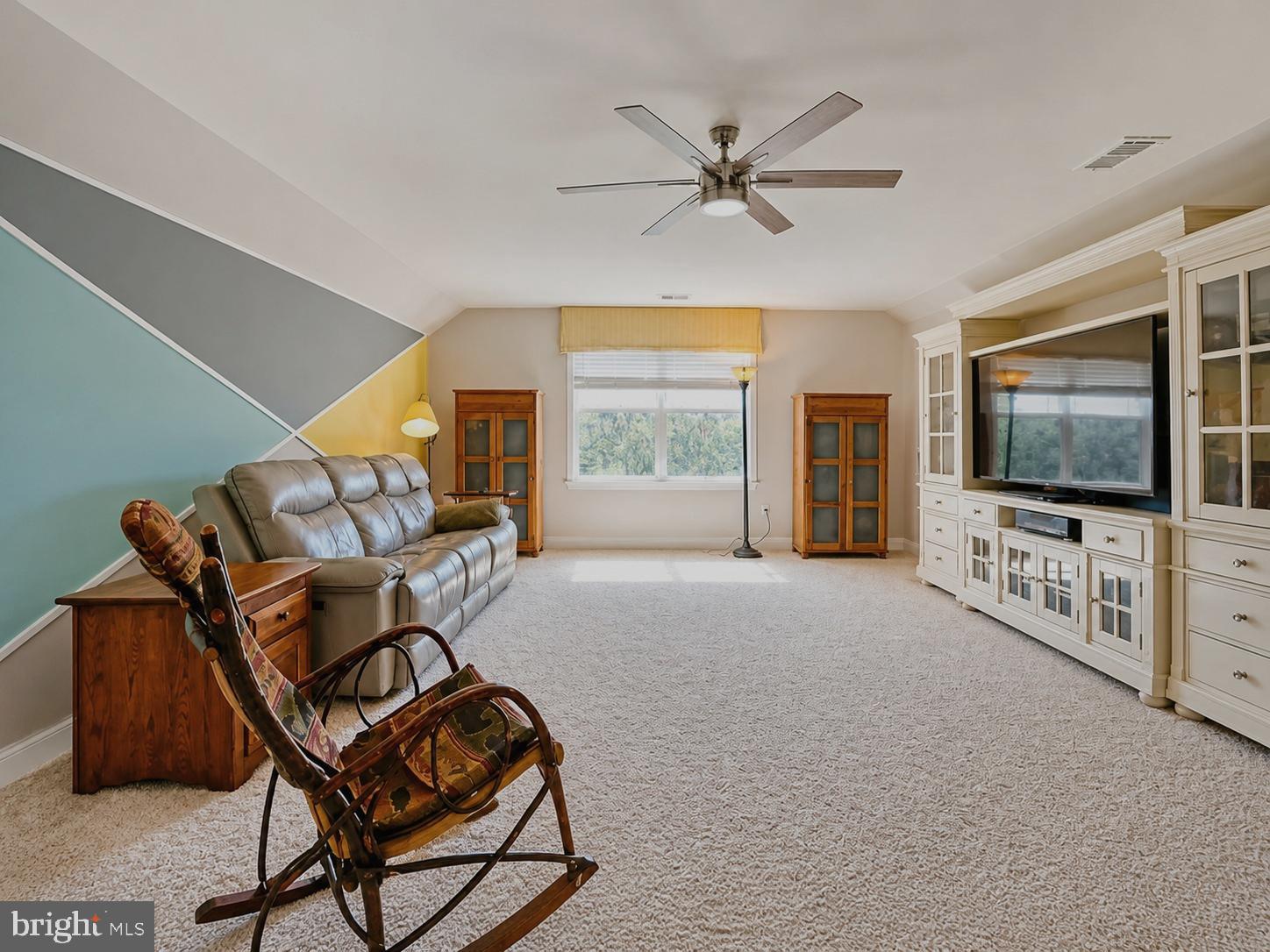 WOODFIELD PRESERVE - Residential