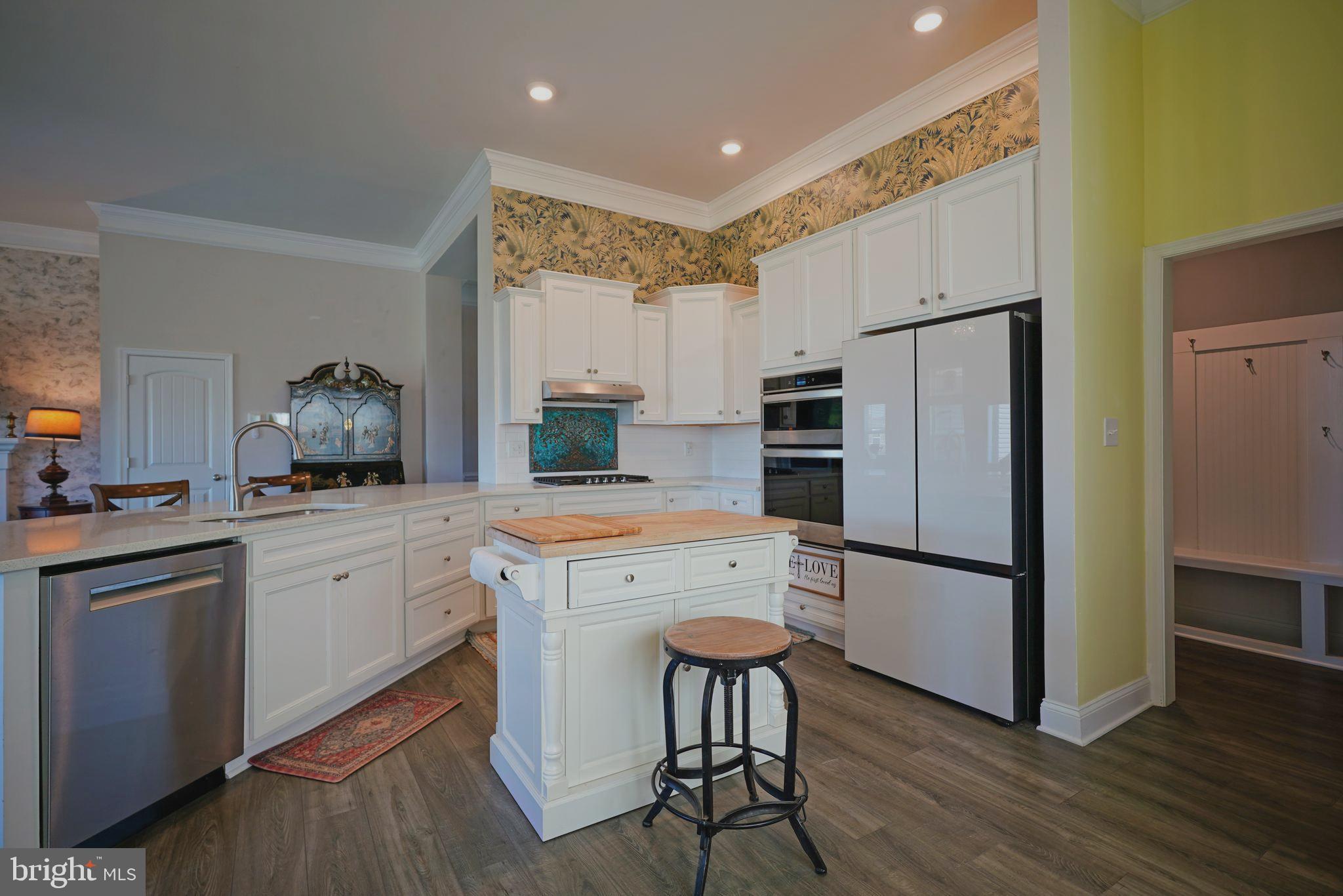 WOODFIELD PRESERVE - Residential