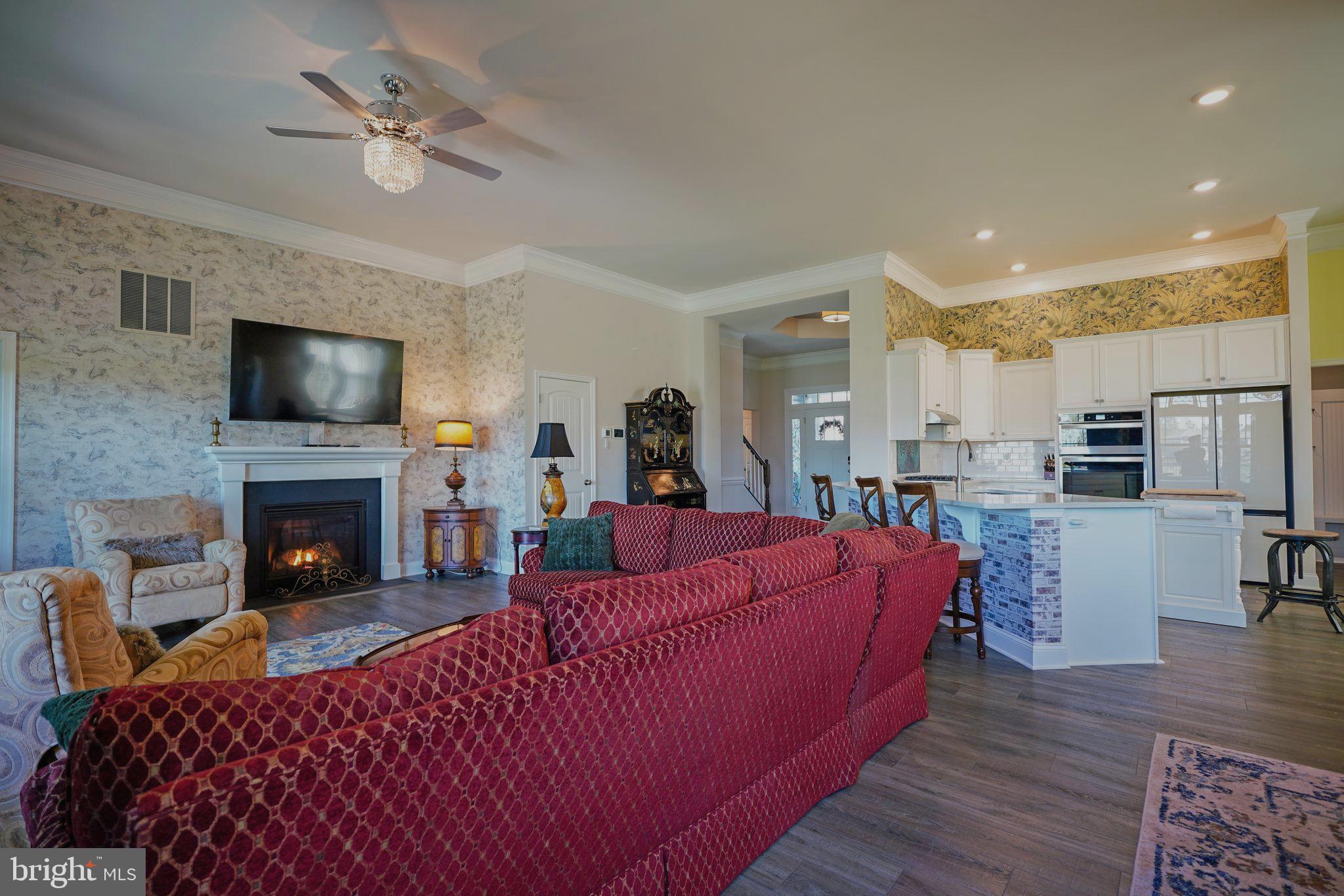 WOODFIELD PRESERVE - Residential