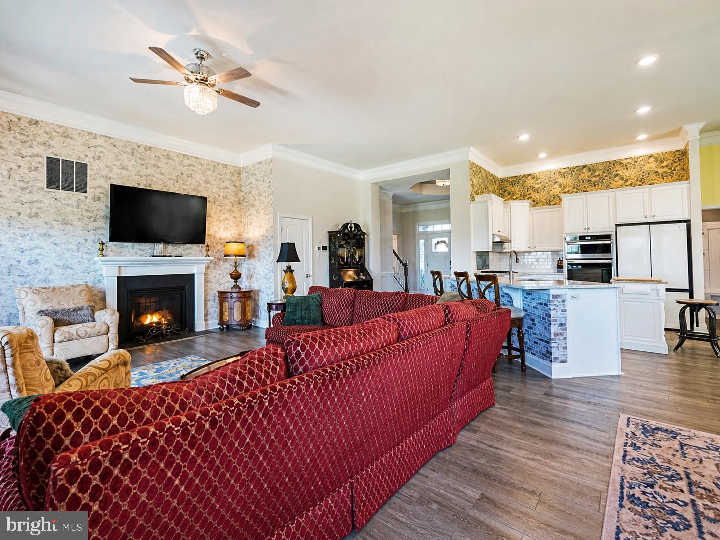 WOODFIELD PRESERVE - Residential