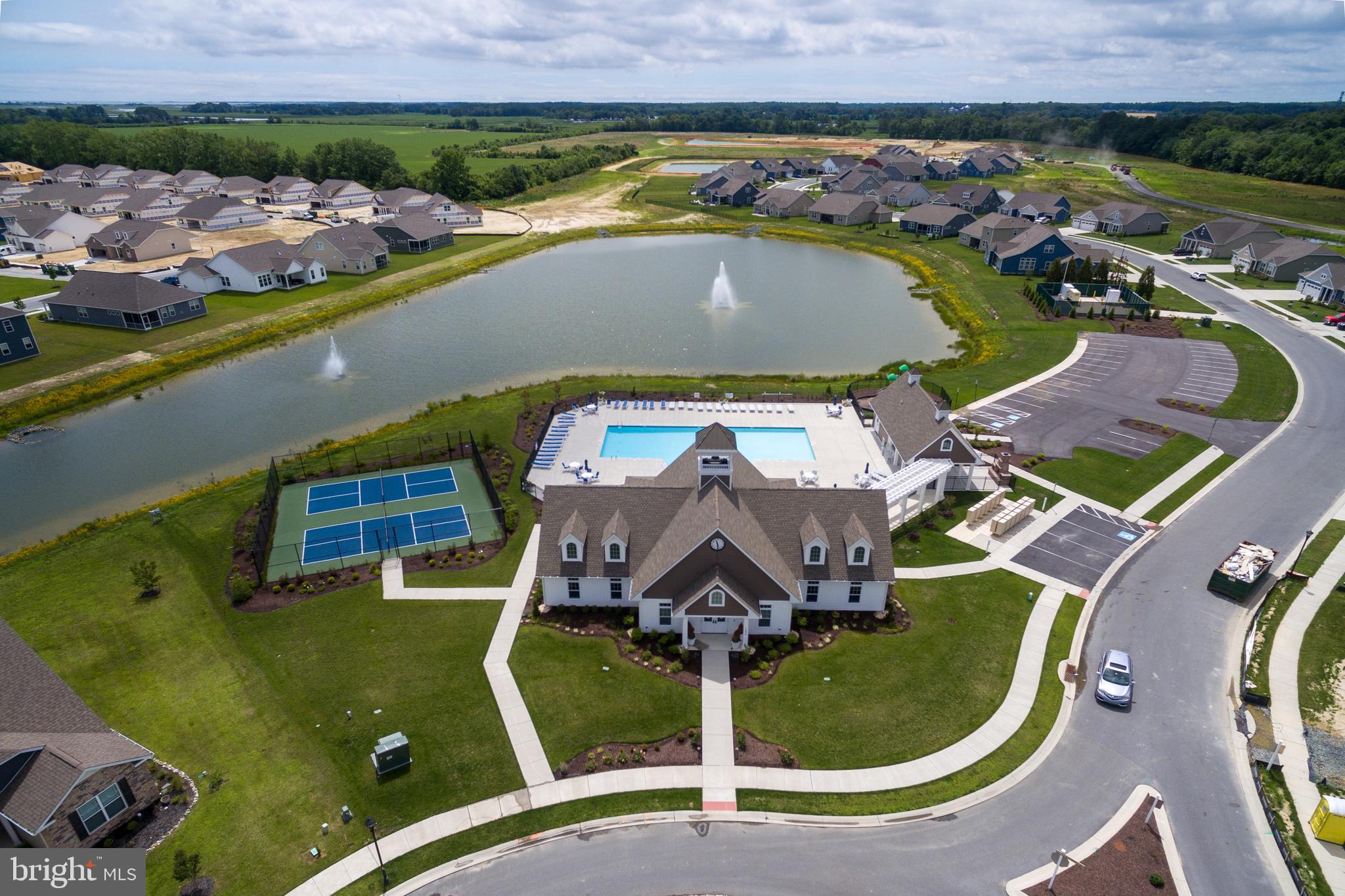 WOODFIELD PRESERVE - Residential