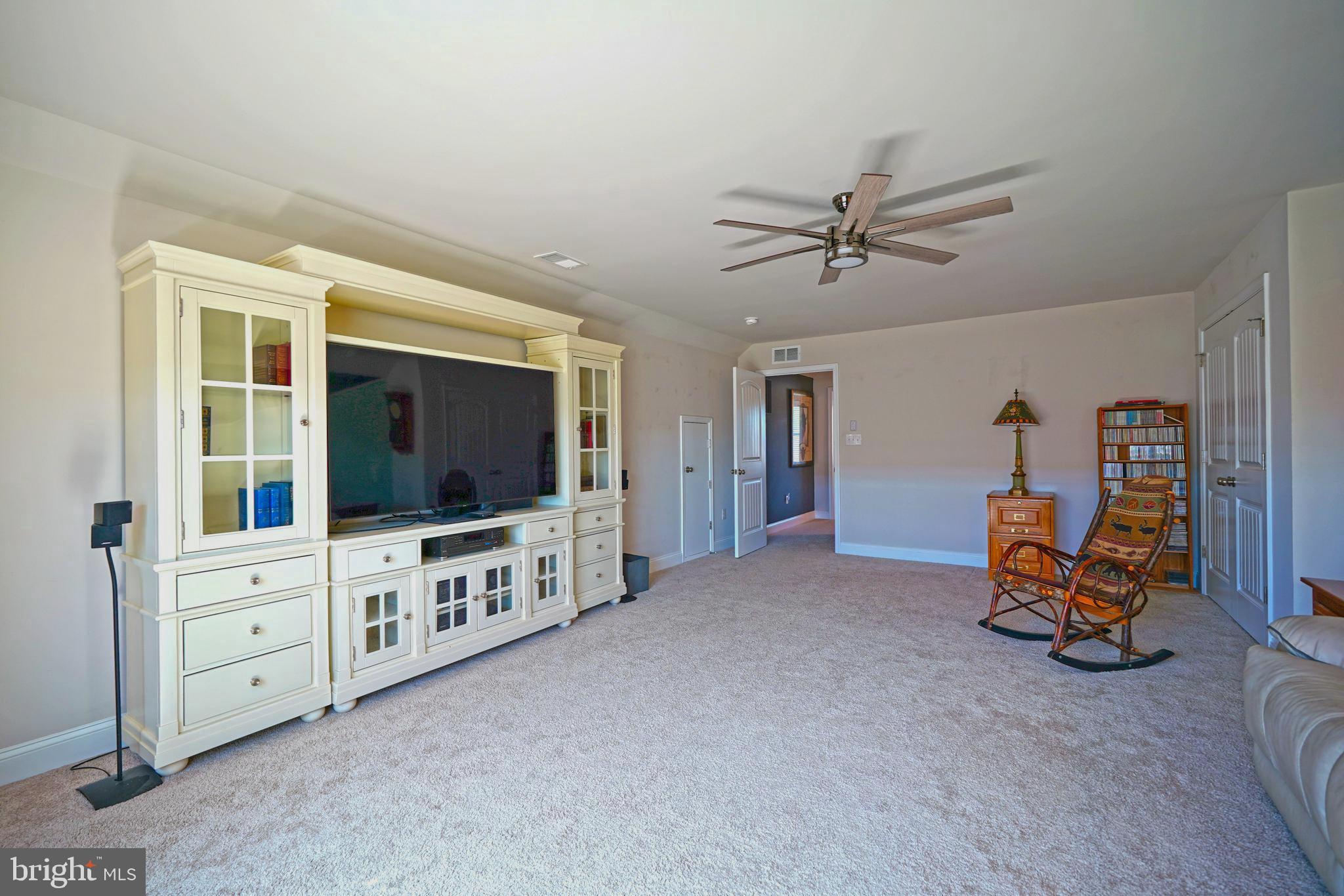 WOODFIELD PRESERVE - Residential