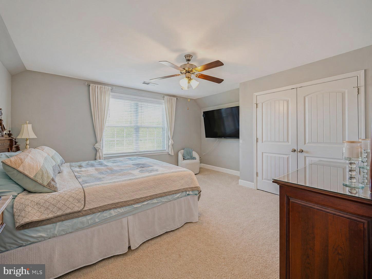 WOODFIELD PRESERVE - Residential