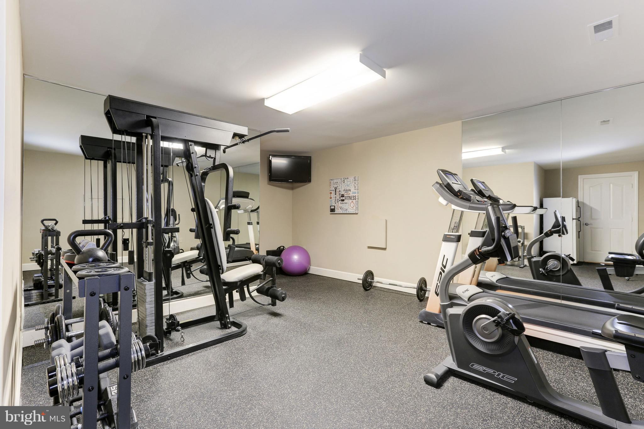 GRAYS OAKTON - Residential