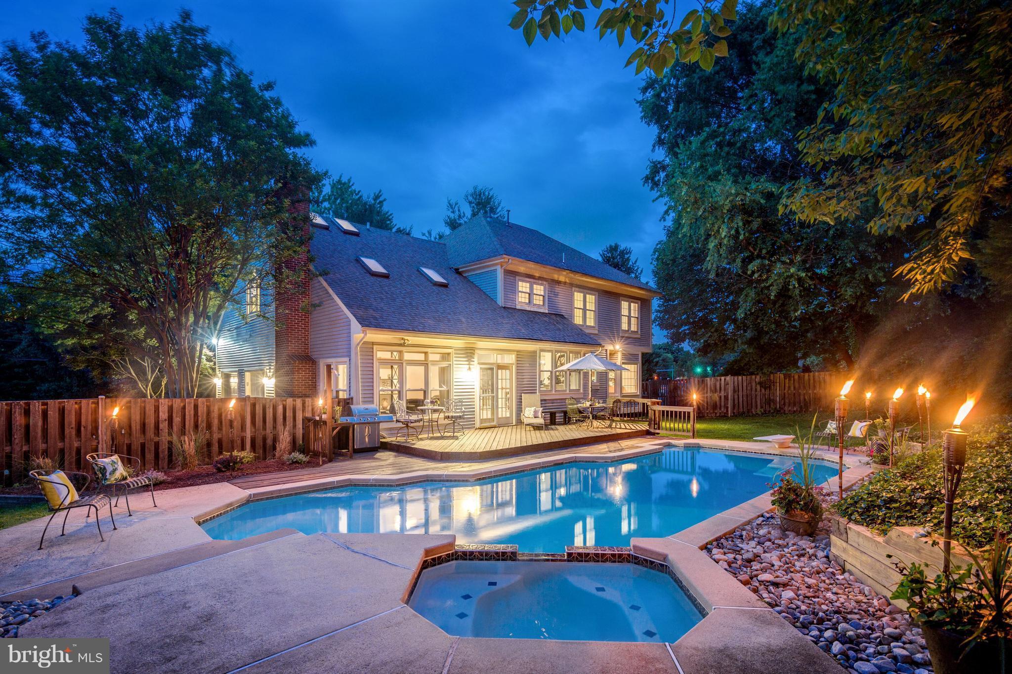 GRAYS OAKTON - Residential