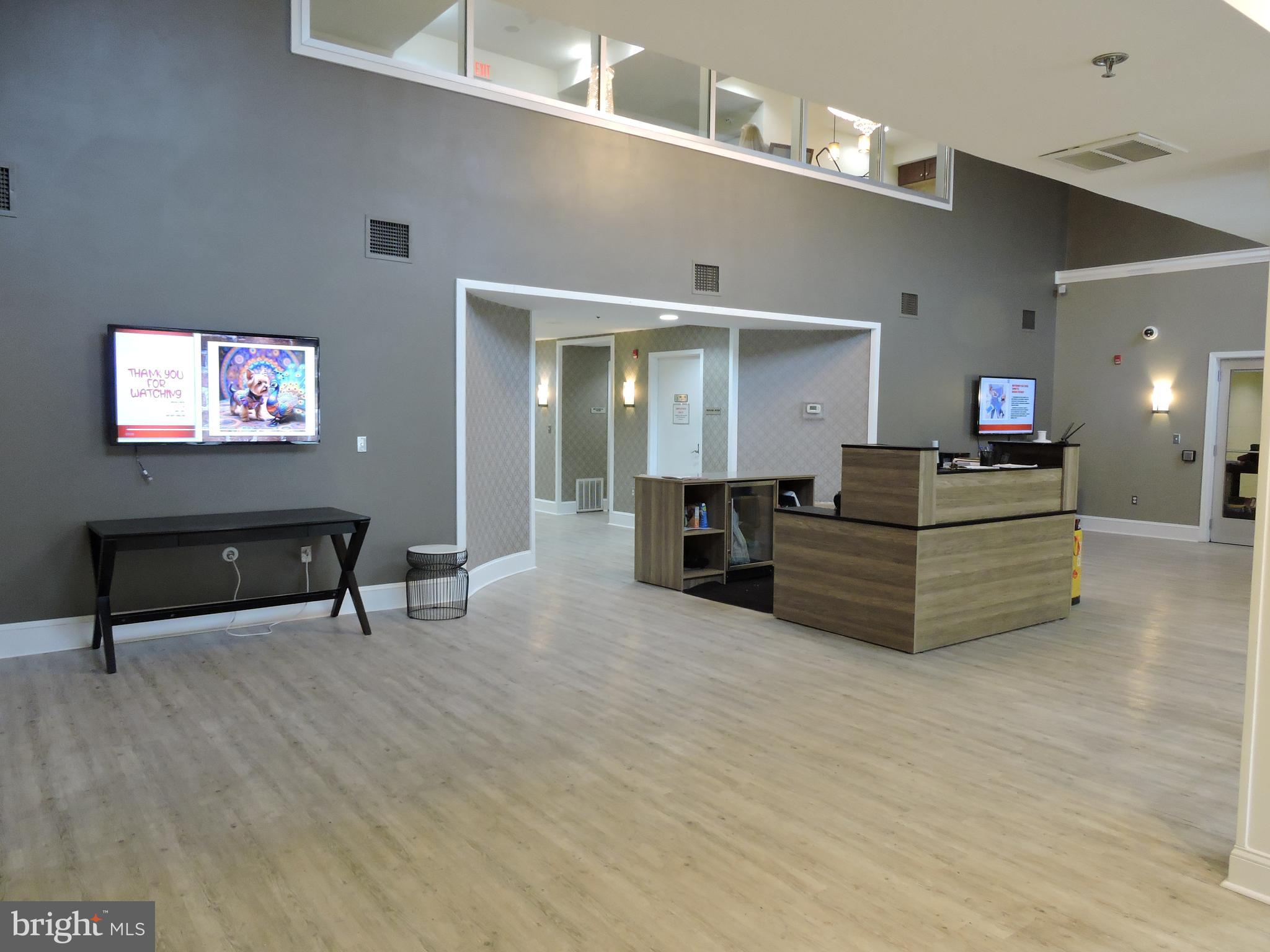 HUNTINGDON PLACE - Residential