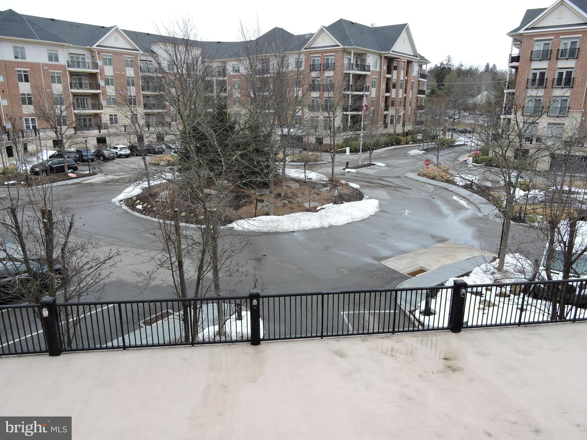 HUNTINGDON PLACE - Residential