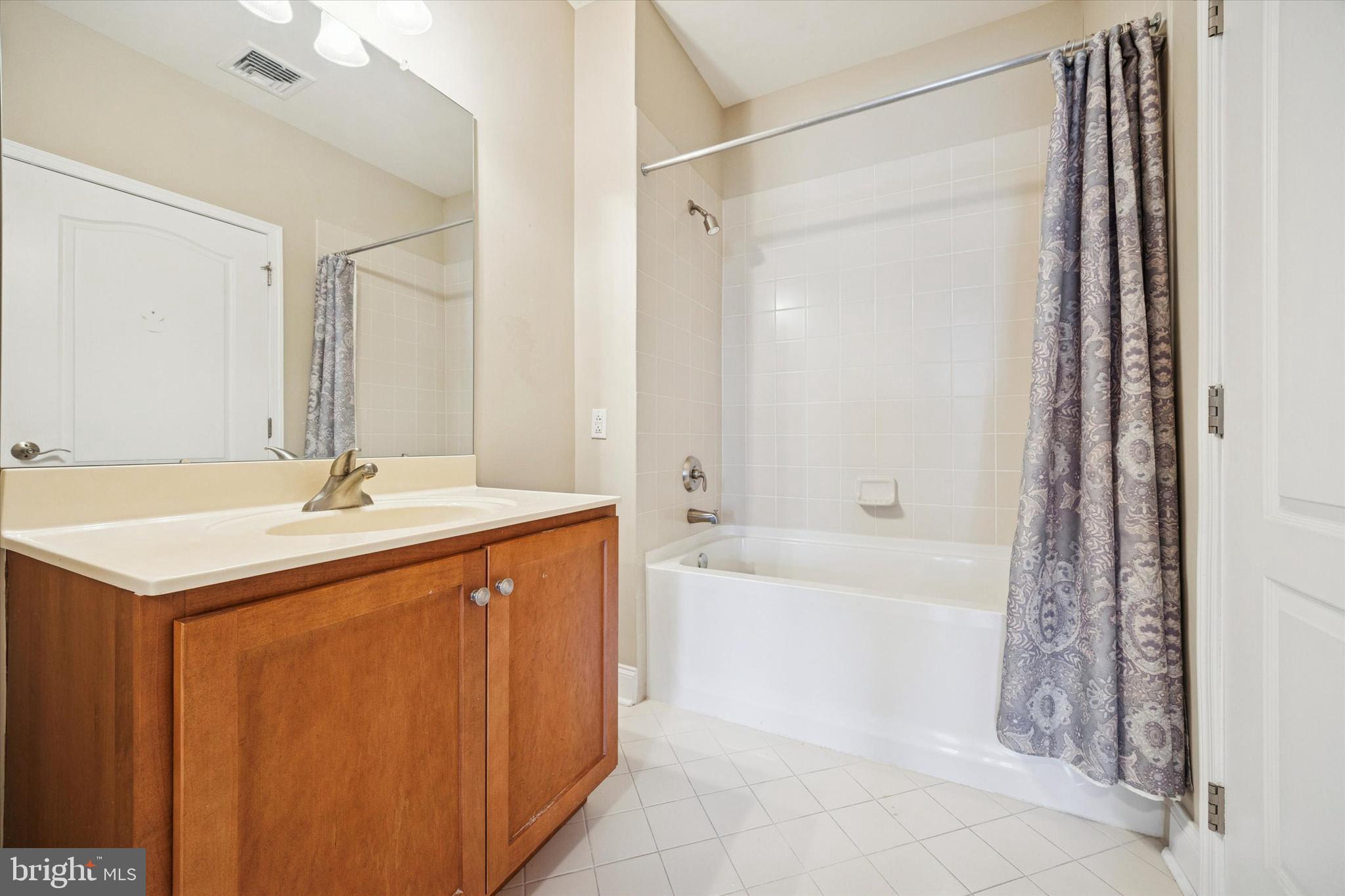 HUNTINGDON PLACE - Residential