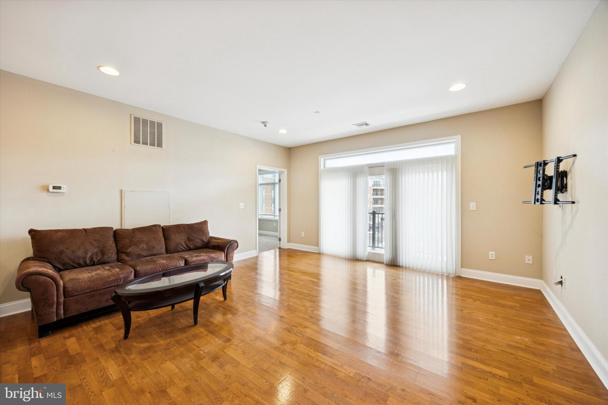 HUNTINGDON PLACE - Residential