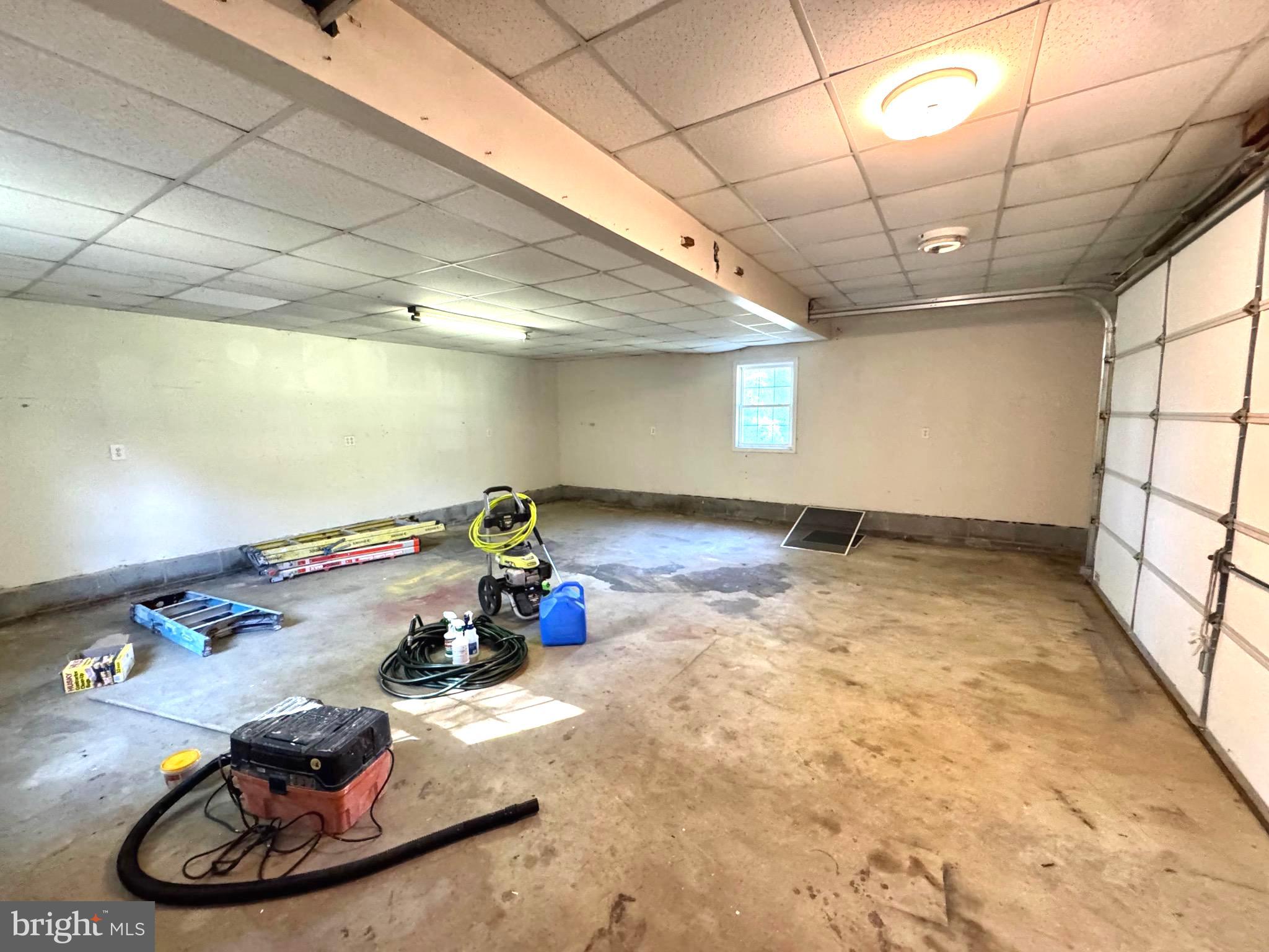 LAYTONSVILLE OUTSIDE - Residential Lease