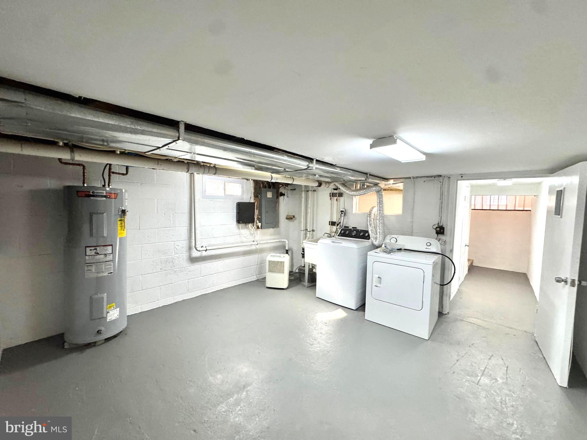 LAYTONSVILLE OUTSIDE - Residential Lease