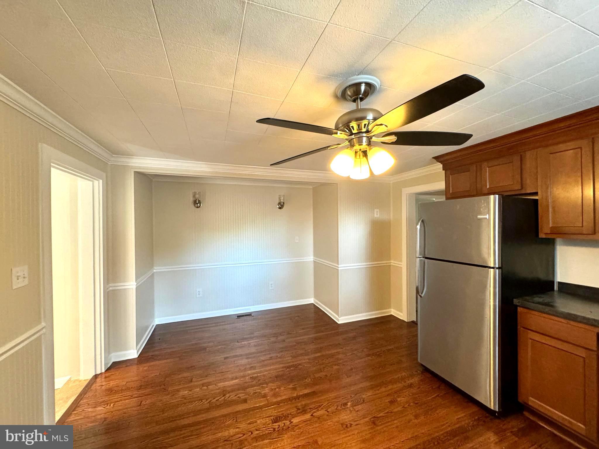 LAYTONSVILLE OUTSIDE - Residential Lease