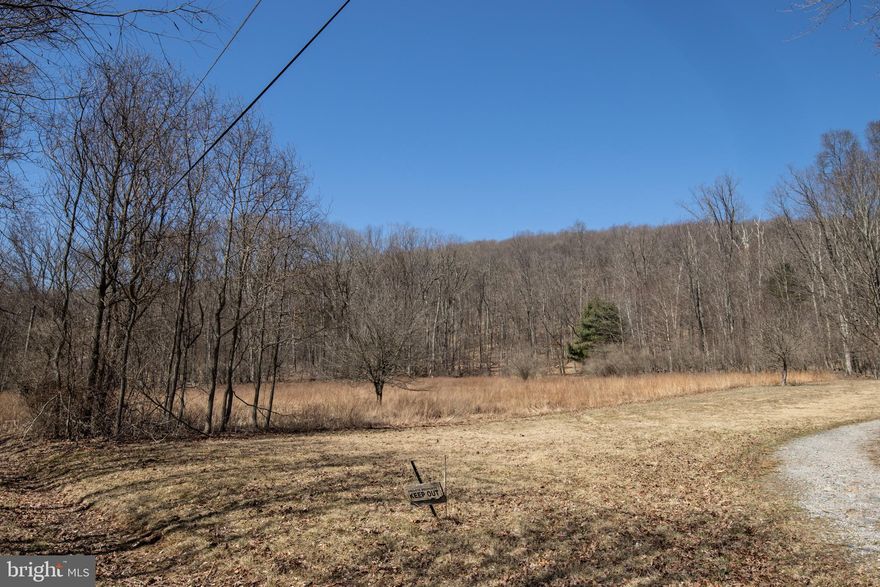 Tranquil country living with stunning mountain views! Escape to this property located near Locust Lake State Park, golf courses, Tuscarora State Park, and State Game Lands. An incredible opportunity to build your dream home or vacation home. Perfect location for any outdoor enthusiast. Rare find!