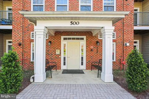 MLS: MDMC2174700