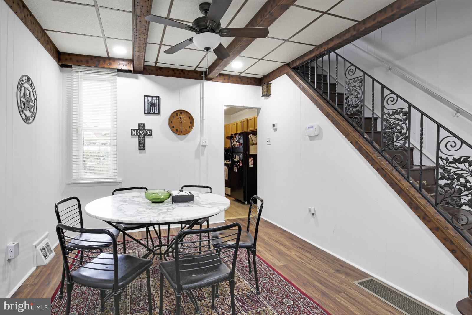 PORT RICHMOND - Residential Lease